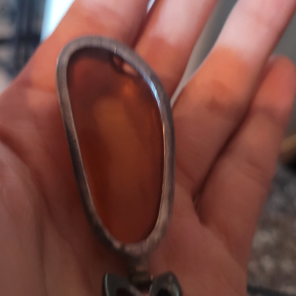 Vintage sterling silver Amber Pendant - Picture 4 of 6